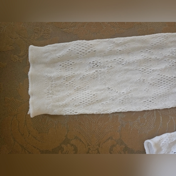 NWOT Out From Under Urban Outfitters See Through Knit Long Sleeve White Top - Picture 7 of 15